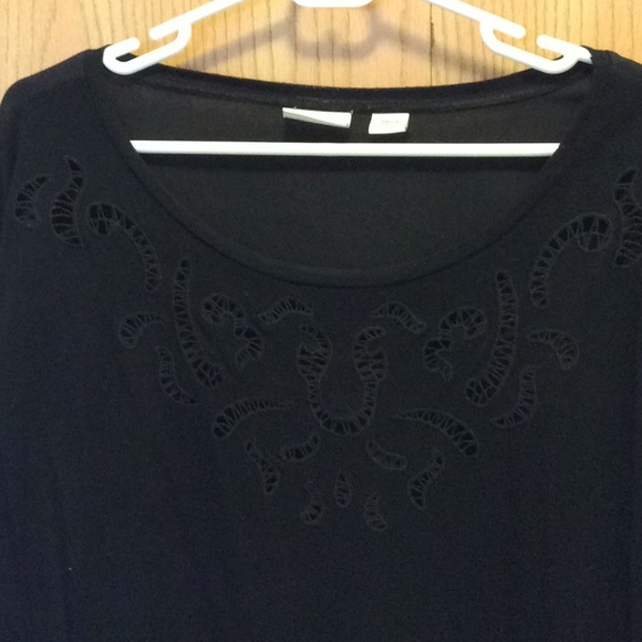 Blouse - Picture 2 of 3